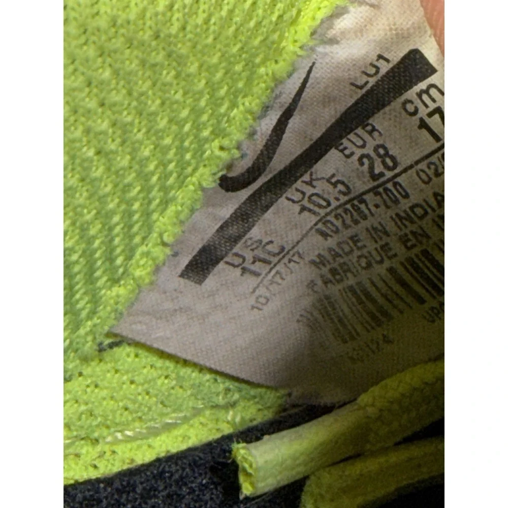 Nike Air Force 1 LV8 Toddler Size‎ 11C Volt Yellow Walking Shoes Casual Sneakers